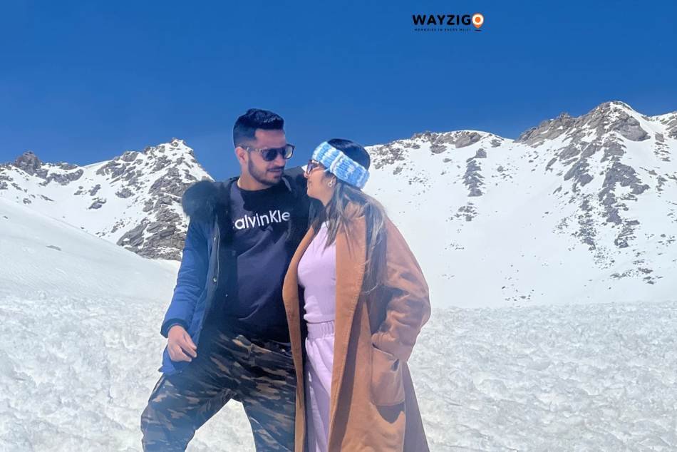 Kashmir couple escape