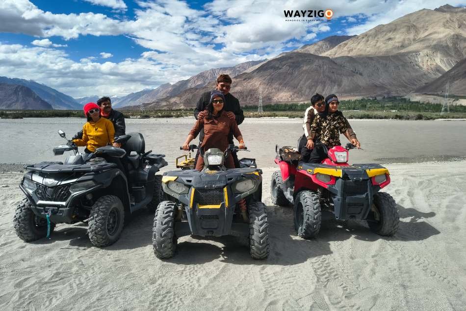 Ladakh couple journey